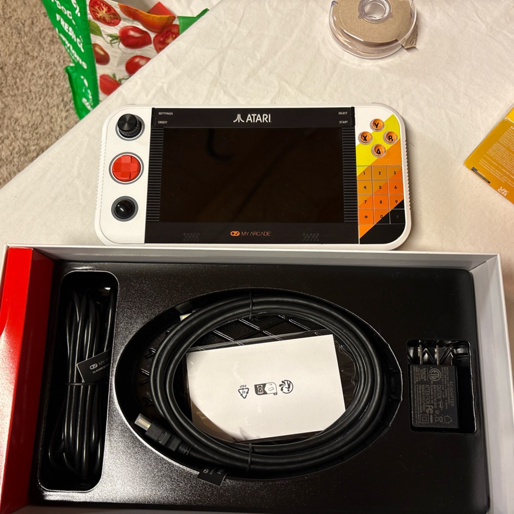 Arcade Atari GameStation Go Portable Handheld - White & Orange - Picture 4 of 8